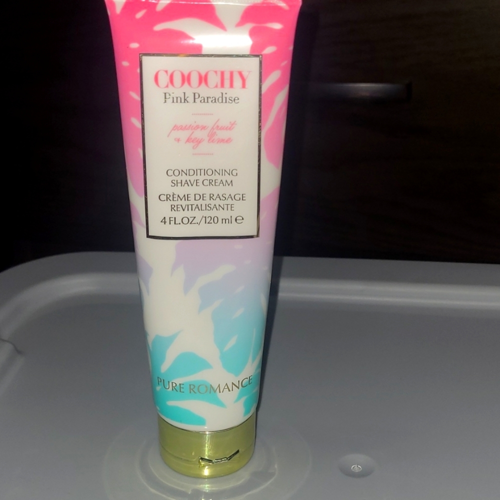 Shave cream. Pink Paradise. Pure Romance. Half size.